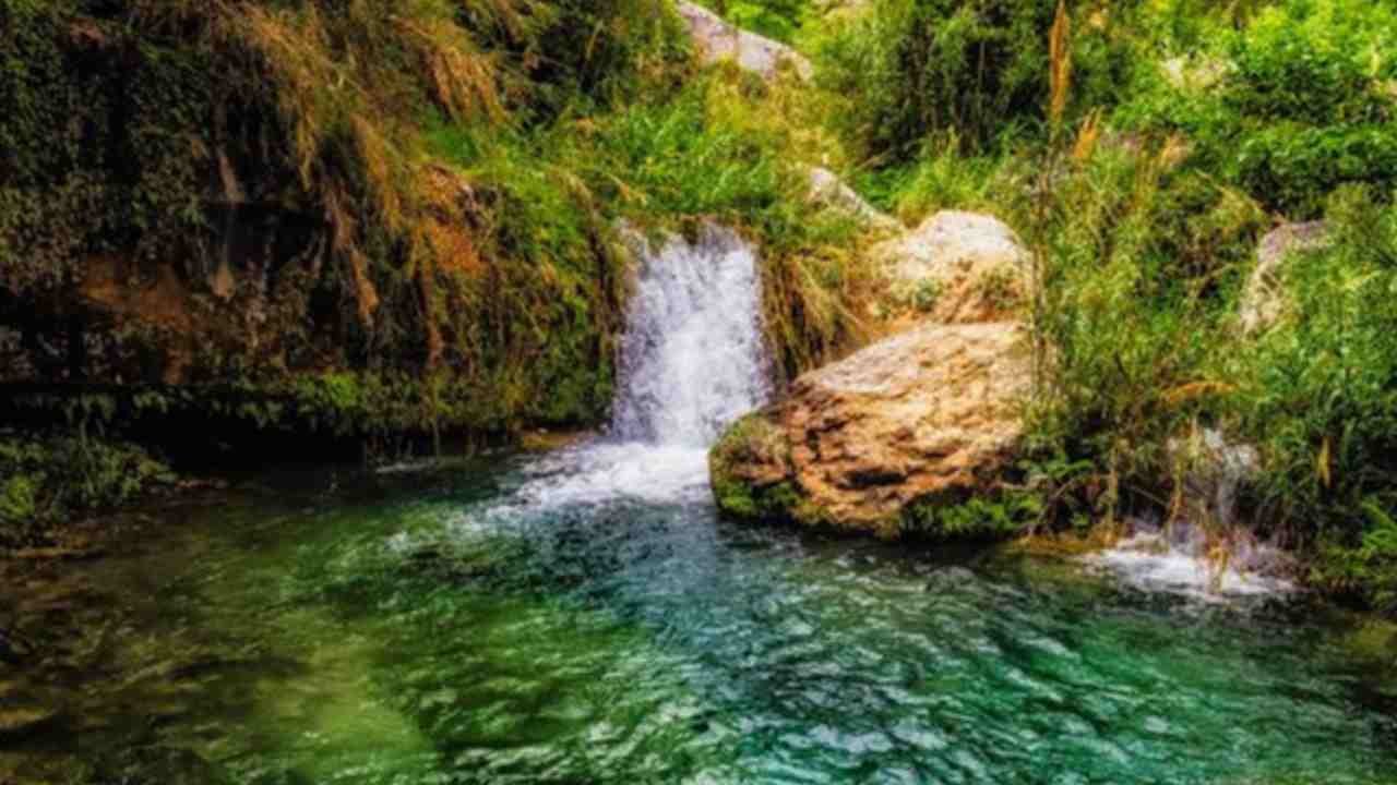 Neela Wahn waterfall